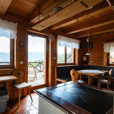 Vakantiehuis Podjelje